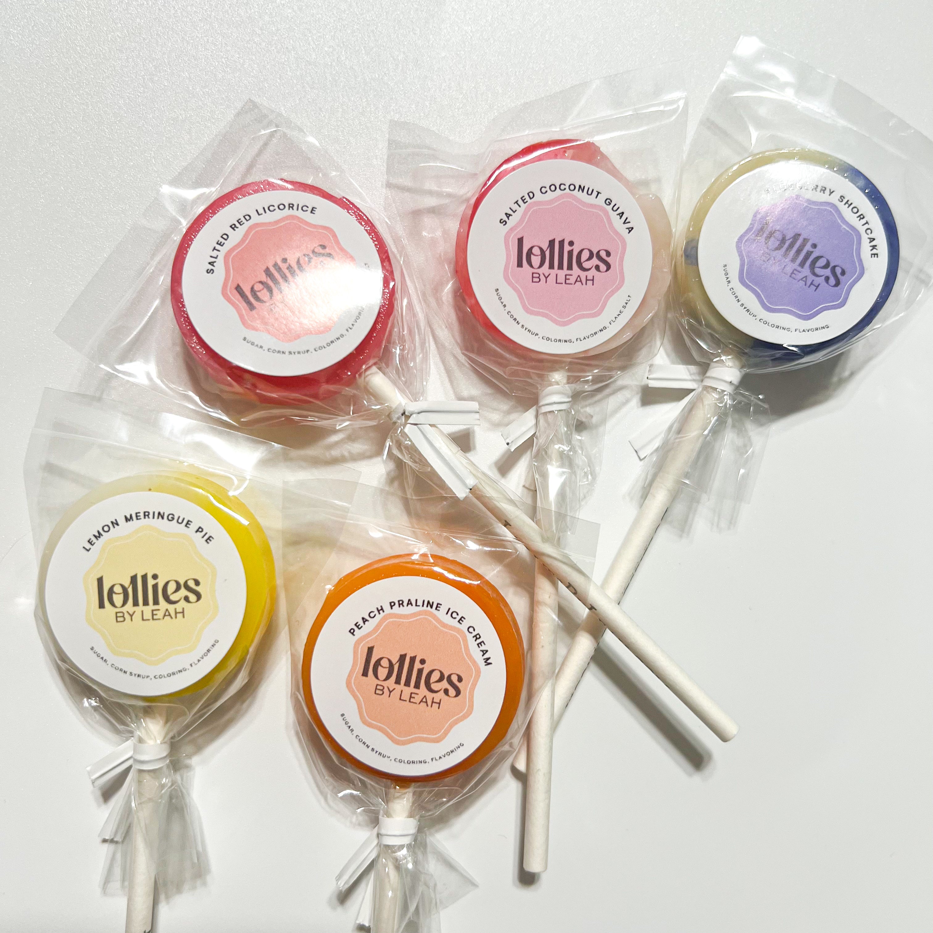 Blueberry Shortcake Lollipop (Fresh Blueberry + Shortcake + Whipped Cream)